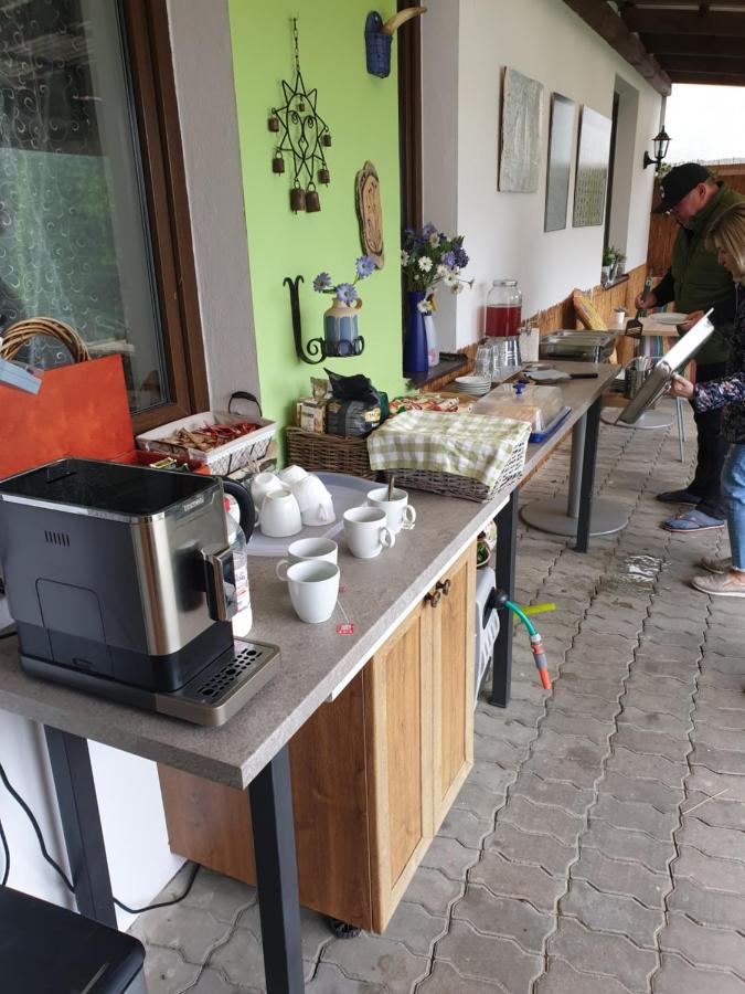 Penzion Cizku U Trebone Hotel Luaran gambar